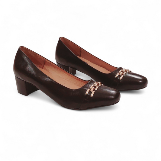 Ladies leather court shoe LS84