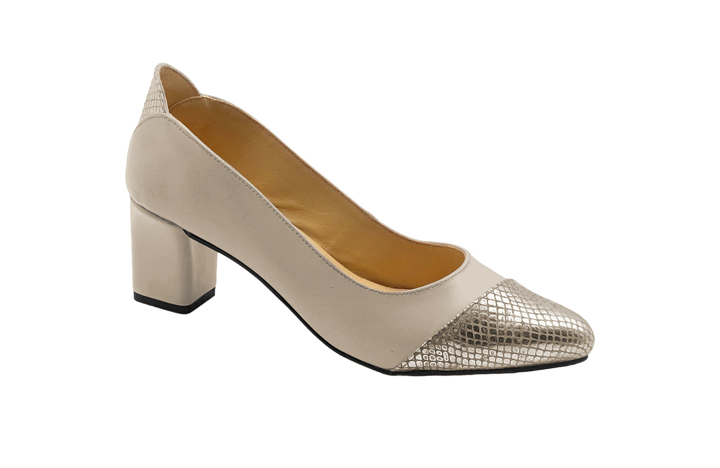 Ladies leather court shoe LS24