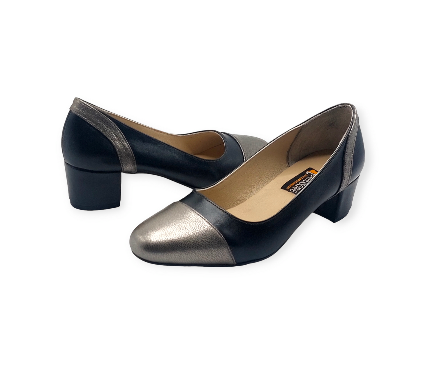 Ladies leather court shoe LS16