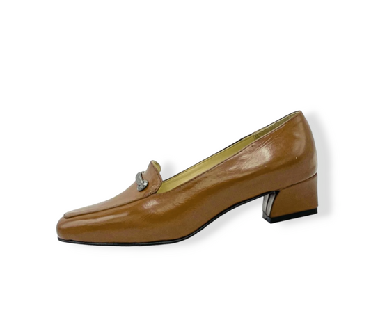 Ladies Leather Court shoe LS35