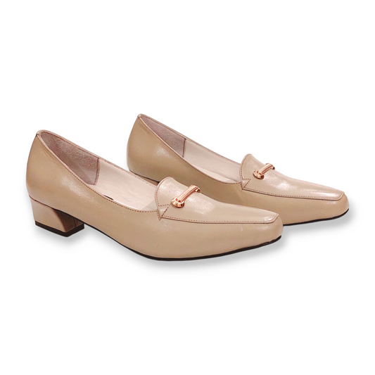 Ladies Leather Court shoe LS35