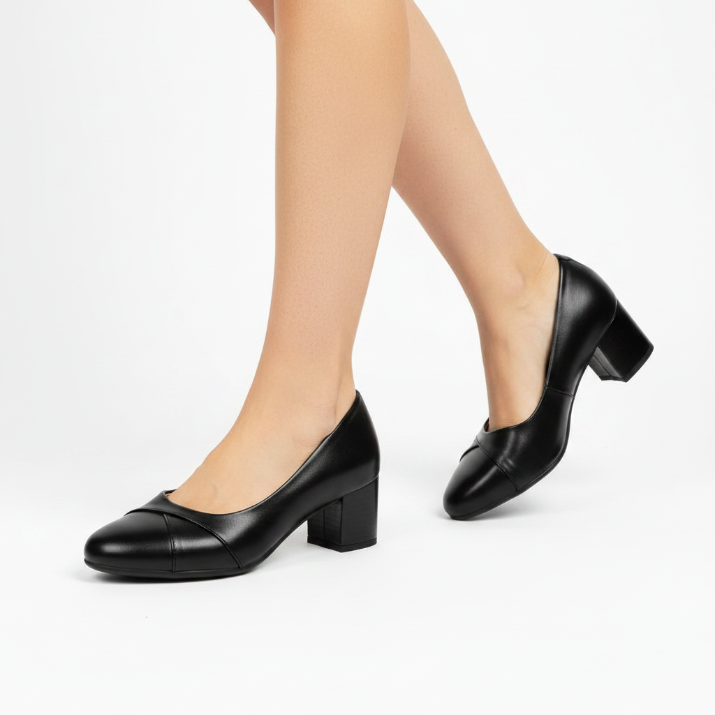 Ladies leather court shoe LS92
