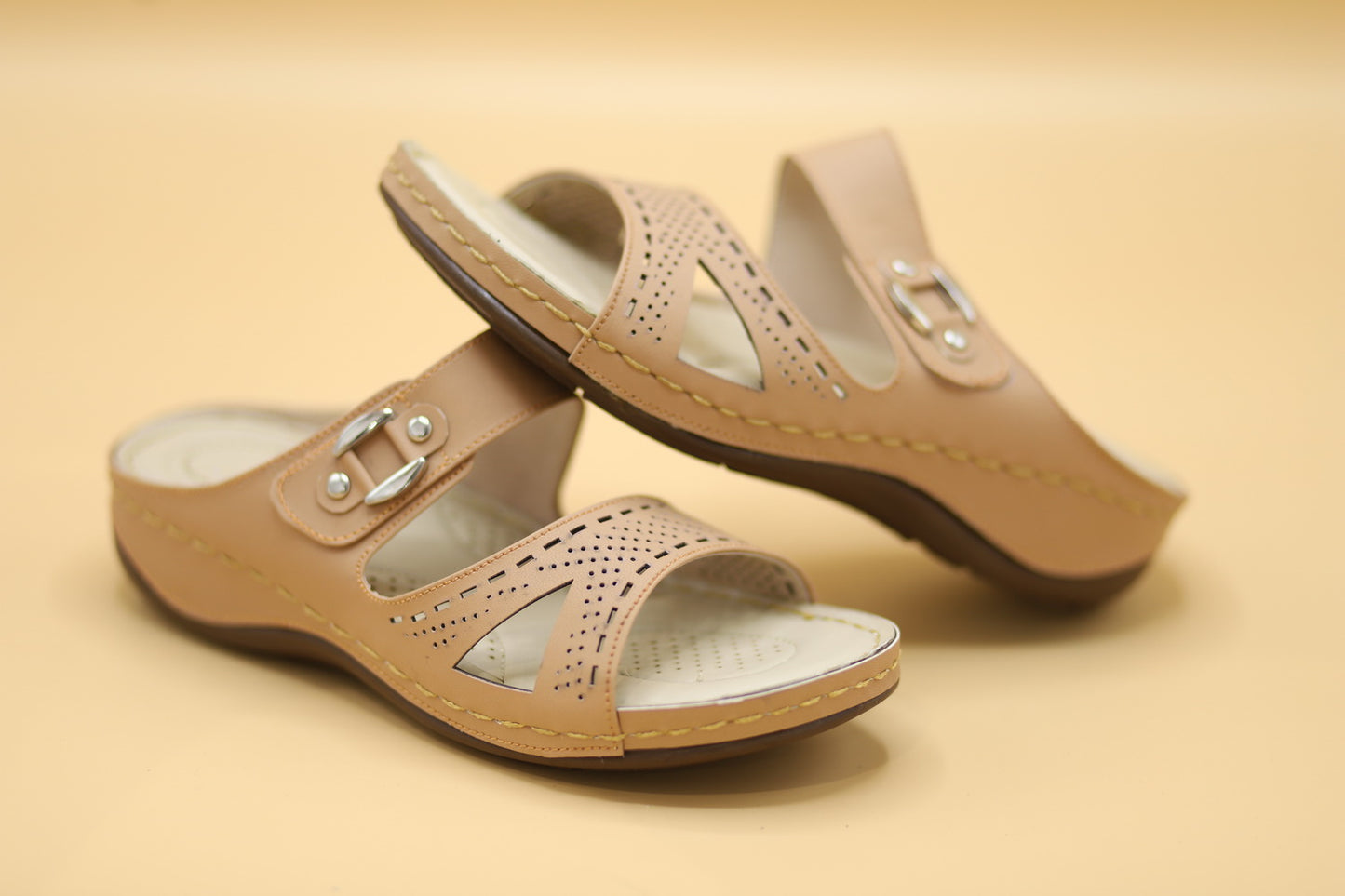 Rexine Chappal Design RZ803