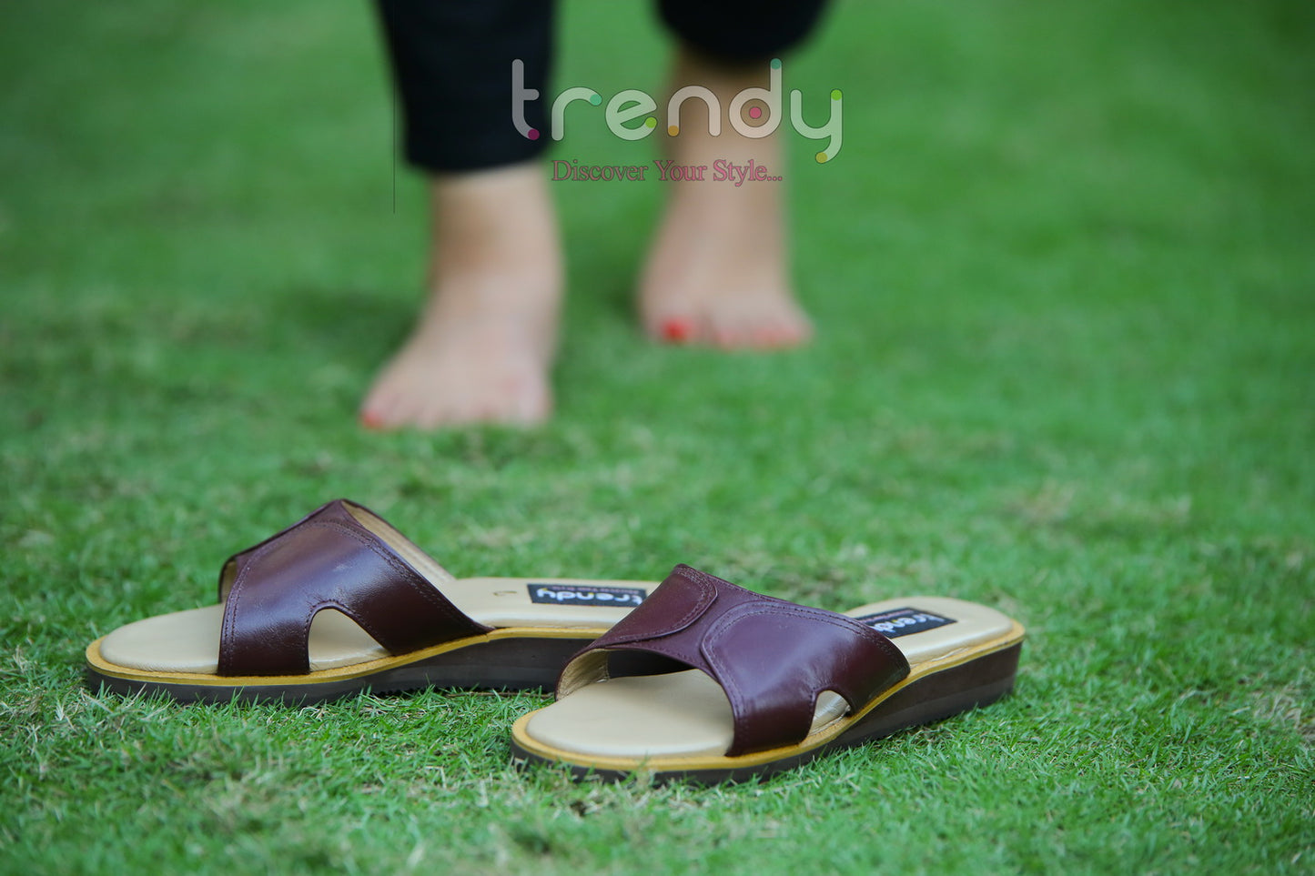 Leather Chappal Design IS001