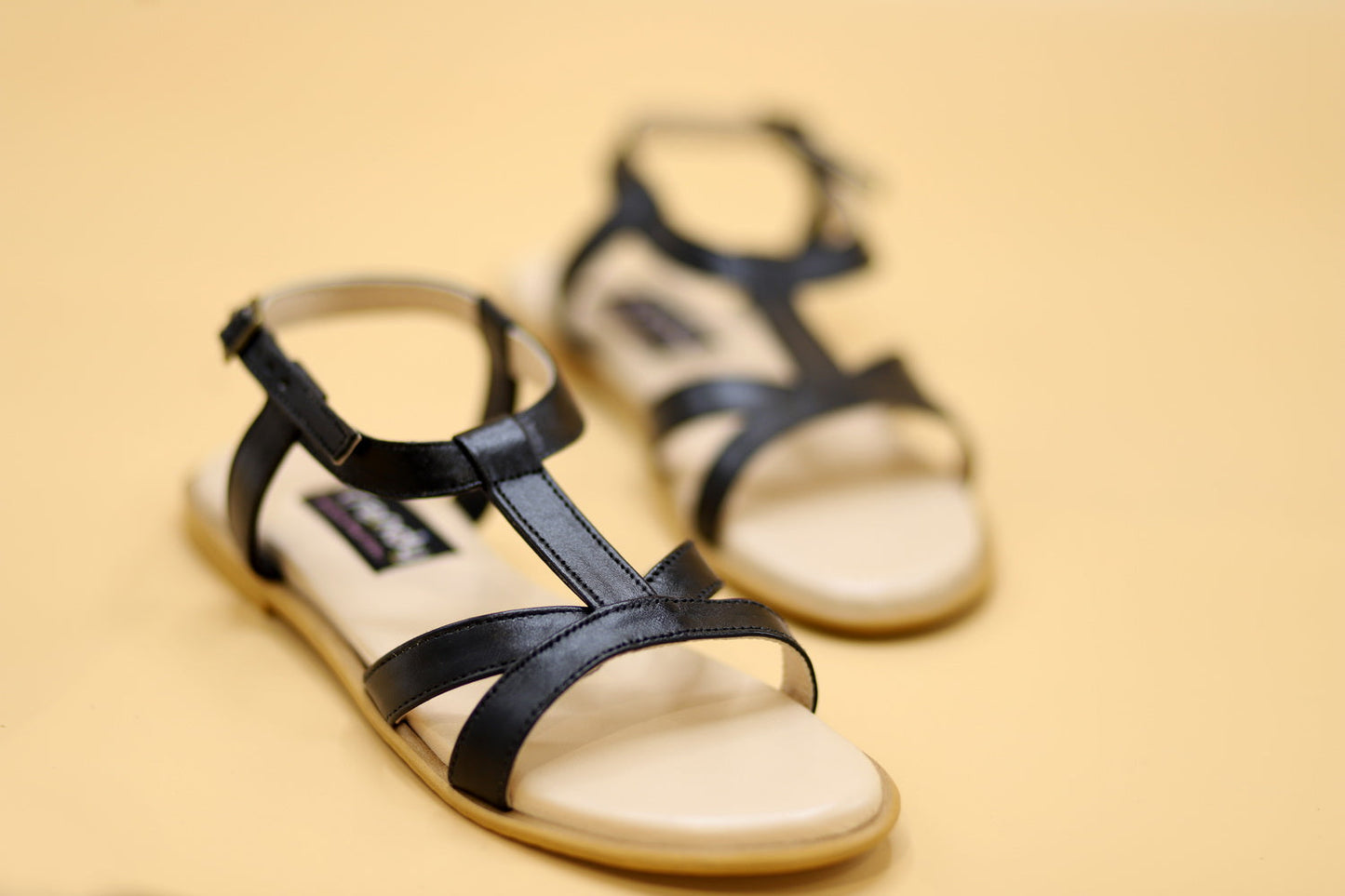 Leather Flat Sandal Design MS004