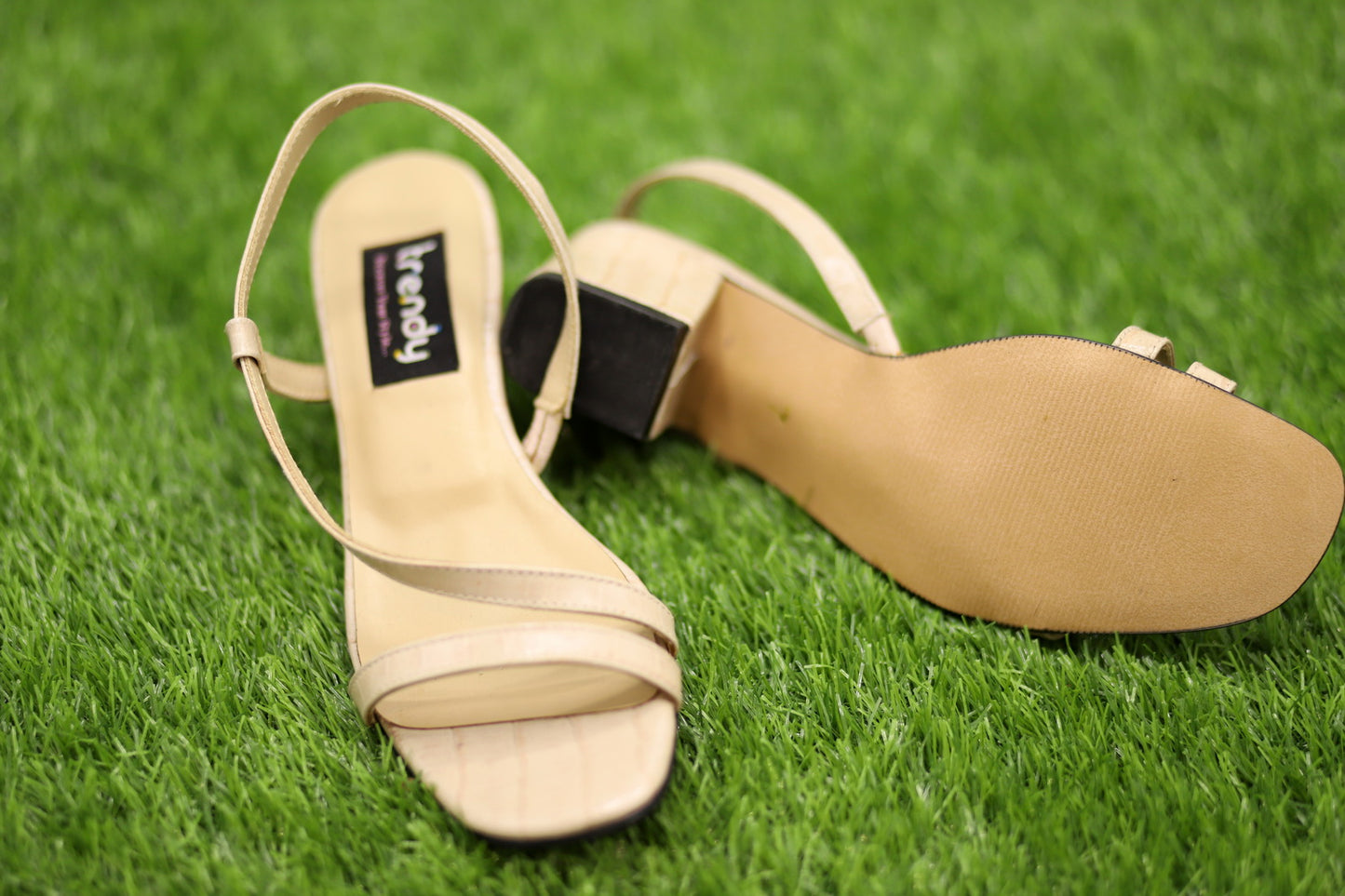 Leather Heeled Sandal Design ZA028